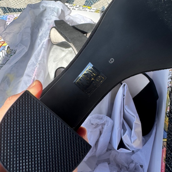 Jeffrey Campbell Lindsay Black Suede Block Heel Sandals – Size 9 - Picture 2 of 5